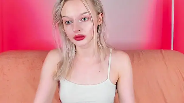 Snapshot of AlessaKiss chatting on June 2026 02:22:01 AM AlessaKiss online show from June 2026 02:22:01 AM