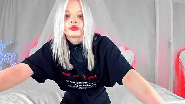 Snapshot of AlessaKiss chatting on June 2026 12:49:02 AM AlessaKiss online show from June 2026 12:49:02 AM
