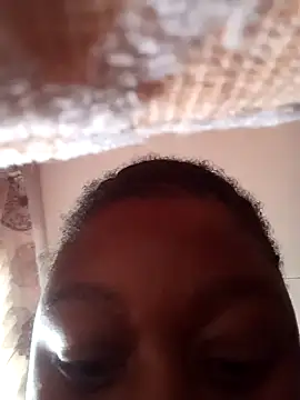 Snapshot of darkbeautyyyy chatting on October 2025 04:22:02 AM darkbeautyyyy online show from October 2025 04:22:02 AM