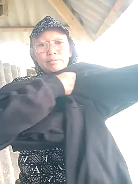 nui-show online show from November 2025 04:35:01 AM