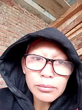 nui-show online show from November 2025 04:38:02 AM