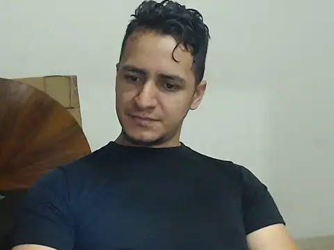 DarkTheKing online show from October 2025 04:36:01 AM
