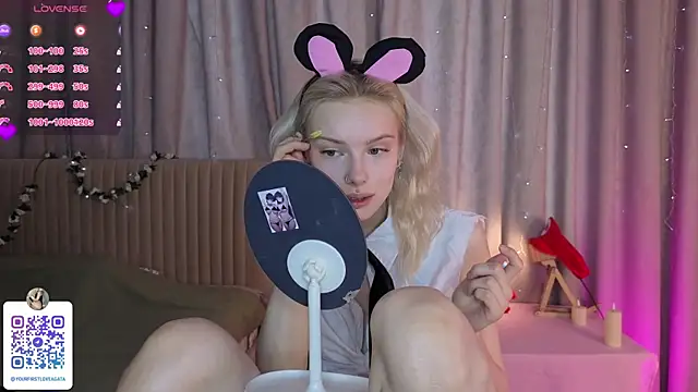 Snapshot of Sunshine_agata chatting on June 2026 05:02:02 AM Sunshine agata online show from June 2026 05:02:02 AM