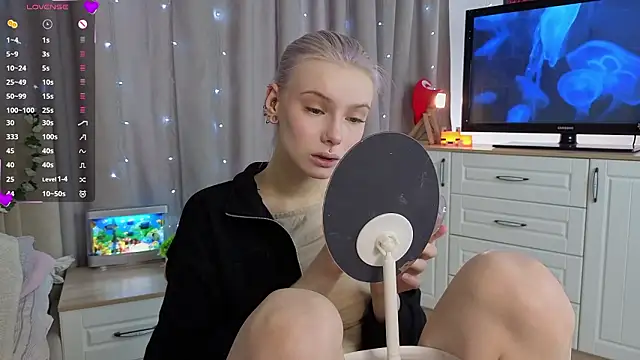 Sunshine agata online show from February 2026 04:44:01 AM