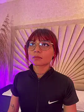 Emma duff online show from March 2026 12:50:02 PM