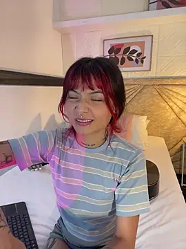 Emma duff online show from March 2026 08:14:01 PM