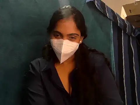 shainiasha1 online show from May 2026 06:09:01 PM