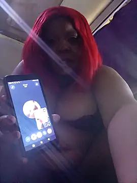 boobsqueenxo online show from October 2025 10:39:02 AM