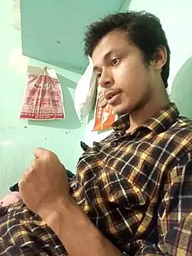 Snapshot of maxmishra18 chatting on October 2025 04:11:01 AM maxmishra18 online show from October 2025 04:11:01 AM