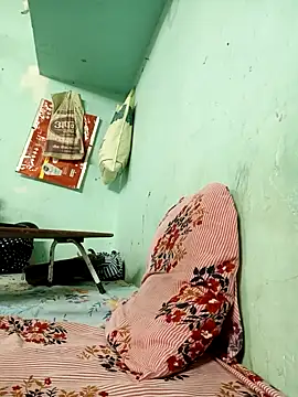 Snapshot of maxmishra18 chatting on November 2025 07:56:01 AM maxmishra18 online show from November 2025 07:56:01 AM