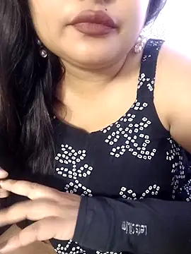 Cuty-Lina online show from November 2025 04:01:02 AM