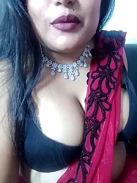 Cuty-Lina online show from November 2025 01:00:02 PM