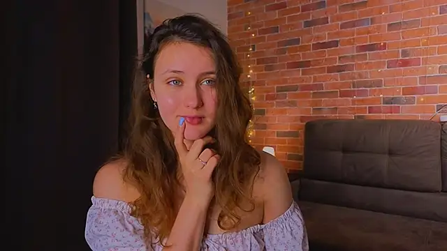 FoxFever online show from March 2026 05:19:01 AM