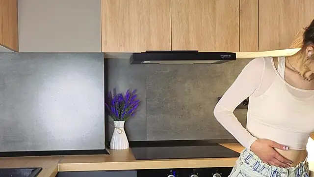 FoxFever online show from January 2026 06:50:01 AM