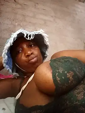 Snapshot of Bretbooty23 chatting on October 2025 09:41:01 AM Bretbooty23 online show from October 2025 09:41:01 AM