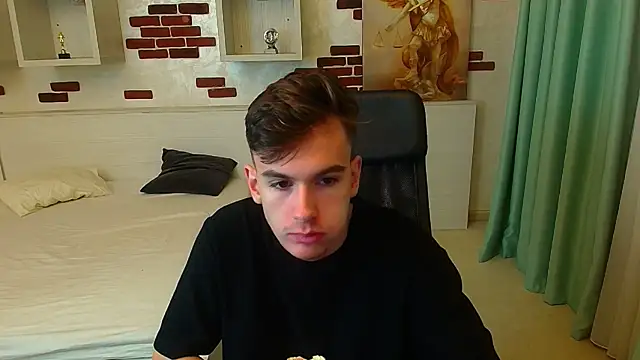 BradyFlint online show from November 2025 05:11:01 AM