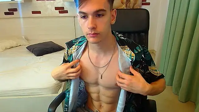 BradyFlint online show from October 2025 06:01:01 AM