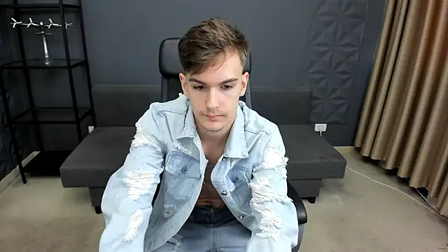 BradyFlint online show from May 2026 04:10:01 AM