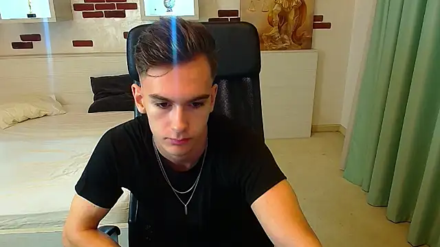BradyFlint online show from October 2025 04:14:01 AM