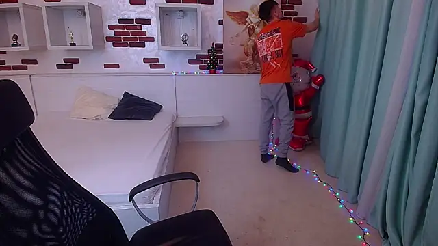 BradyFlint online show from December 2025 06:08:02 AM