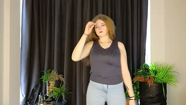 NightSaffron online show from December 2025 06:56:01 AM