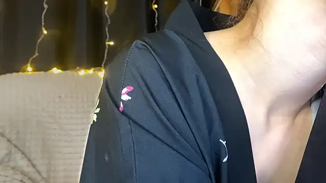 Veksal1a online show from November 2025 04:55:02 AM