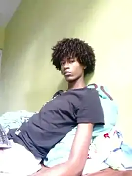 skinnyxsoo online show from October 2025 02:27:02 PM