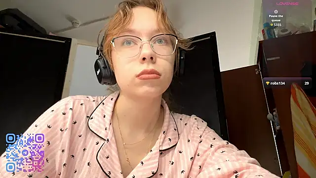 JuneCooper online show from October 2025 08:15:02 AM