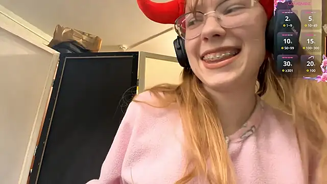 JuneCooper online show from November 2025 03:17:01 PM