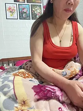 tabby-cat11 online show from February 2026 07:03:02 PM