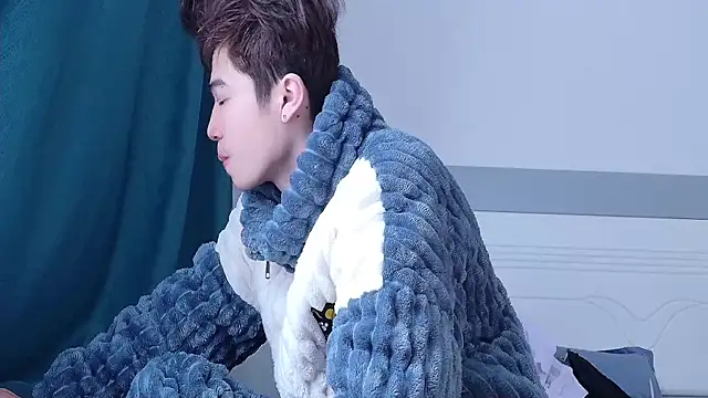 Stuffy-111 online show from November 2025 05:00:02 AM