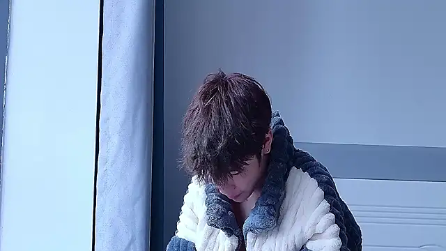 Stuffy-111 online show from October 2025 05:26:01 AM