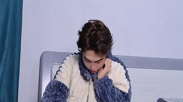 Stuffy-111 online show from November 2025 12:33:02 PM