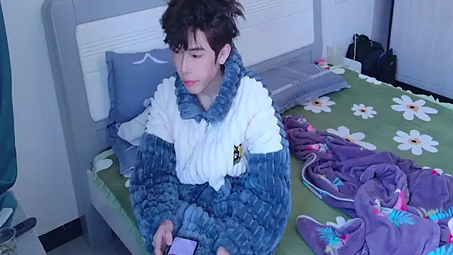 Stuffy-111 online show from October 2025 04:22:02 AM