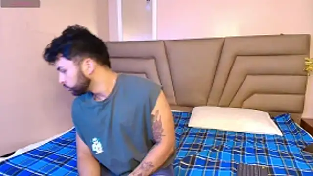 jadeandsamuel online show from November 2025 04:56:02 AM