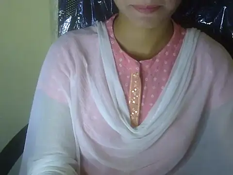 Snapshot of Shezi_N chatting on November 2025 10:53:02 AM Shezi N online show from November 2025 10:53:02 AM