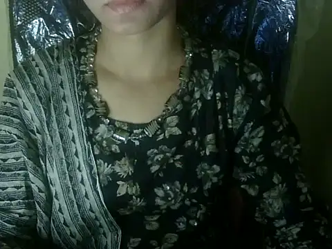 Snapshot of Shezi_N chatting on November 2025 12:53:02 PM Shezi N online show from November 2025 12:53:02 PM