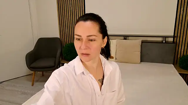 DitaNoir online show from April 2026 05:53:02 AM