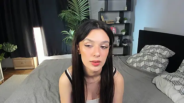 Snapshot of DemetraSadahiro chatting on November 2025 04:12:01 AM DemetraSadahiro online show from November 2025 04:12:01 AM