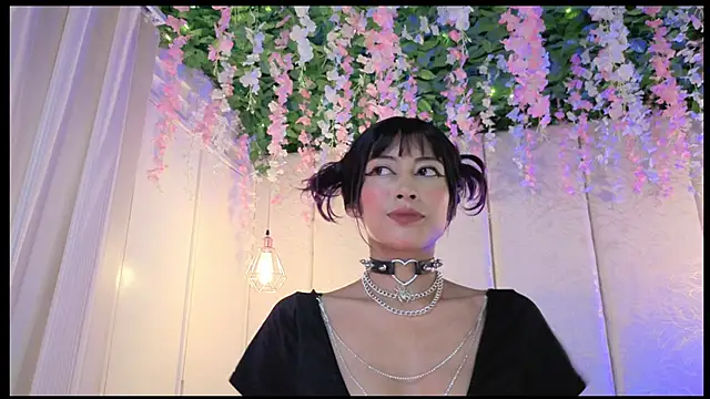 Rynka  online show from April 2026 03:57:01 AM