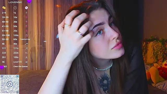 TinyMollys online show from February 2026 05:31:02 PM