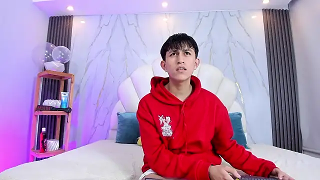 hoot booys  online show from March 2026 07:53:02 PM