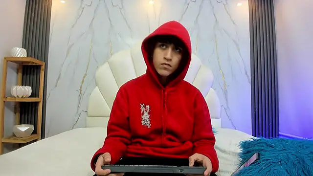 hoot booys  online show from January 2026 08:34:01 PM