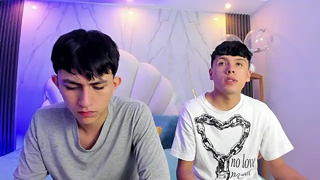 hoot booys  online show from February 2026 07:27:01 PM