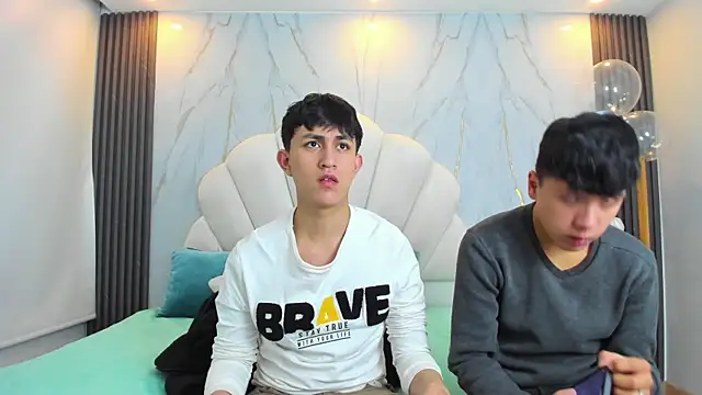 hoot booys  online show from March 2026 09:11:02 PM