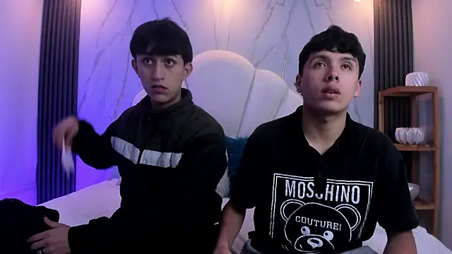 hoot booys  online show from January 2026 03:35:02 AM