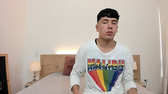 hoot booys  online show from February 2026 08:20:02 PM