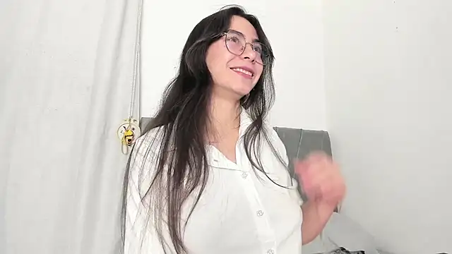Snapshot of Madison_Grey_ chatting on July 2026 06:09:02 AM Madison Grey online show from July 2026 06:09:02 AM