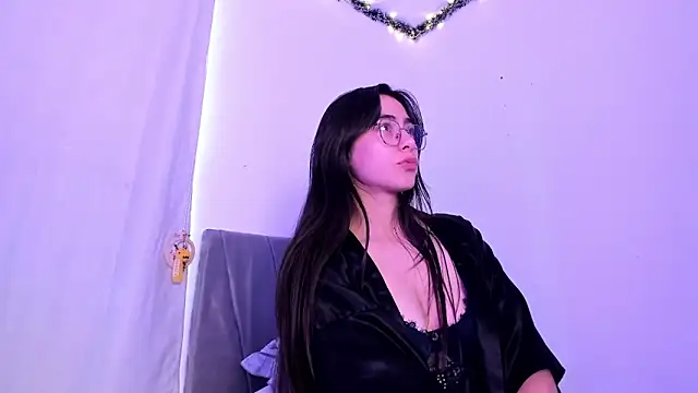 Snapshot of Madison_Grey_ chatting on June 2026 03:11:02 PM Madison Grey online show from June 2026 03:11:02 PM