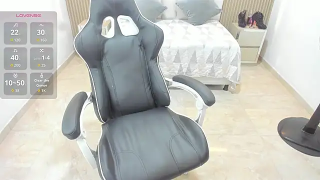 Aziz daud online show from March 2026 07:08:02 PM